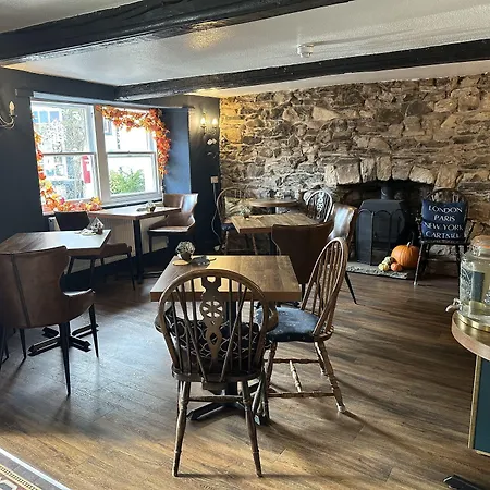 Coffee & At Square B&B