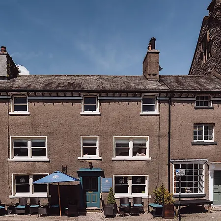 Bed and Breakfast Coffee & At Square Cartmel