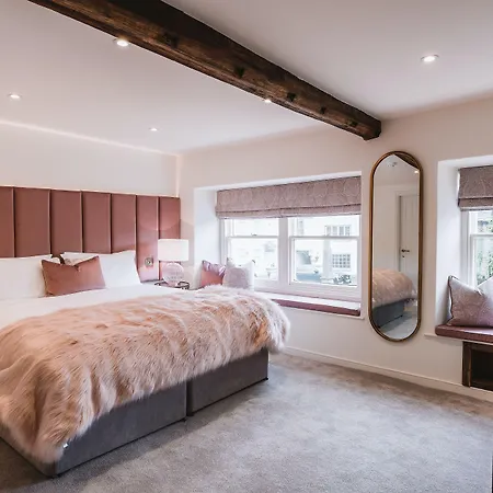 Coffee & At Square Cartmel