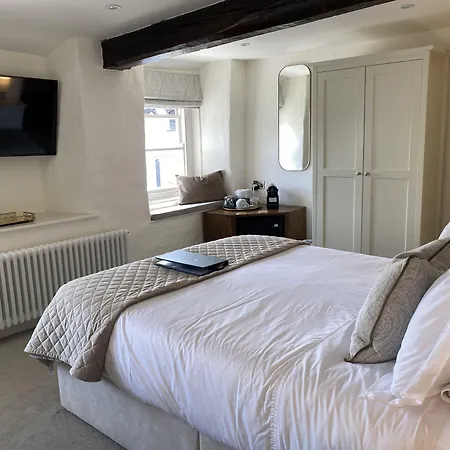 Oda ve Kahvaltı Coffee & At Square